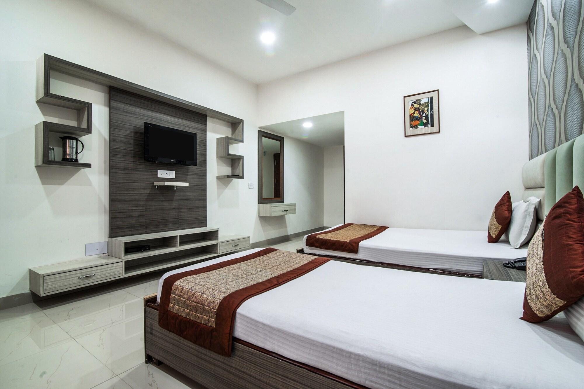 A New Delhi Hotel Orchid Garden Buitenkant foto