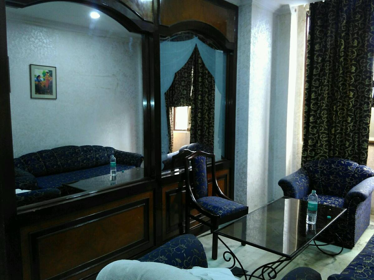 A New Delhi Hotel Orchid Garden Buitenkant foto
